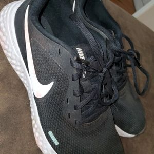Nike Revolution women's size 8